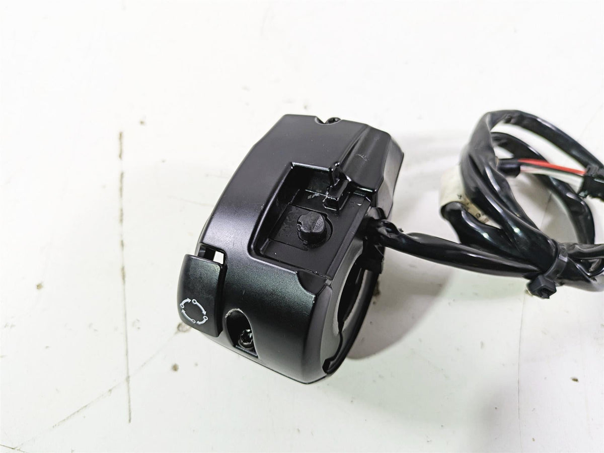 2016 Harley Touring FLTRX Road Glide Left Hand Control Switch 71500128B {{ shop.shopifyCountryName }} - Mototech271