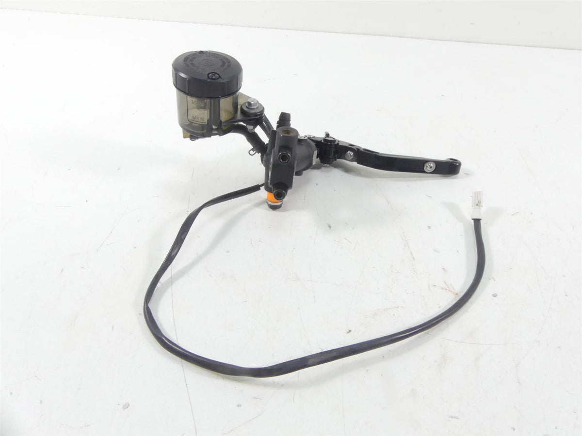 2019 Triumph Street Triple 765R Fr Radial Brembo Brake Master Cylinder T2022735 {{ shop.shopifyCountryName }} - Mototech271