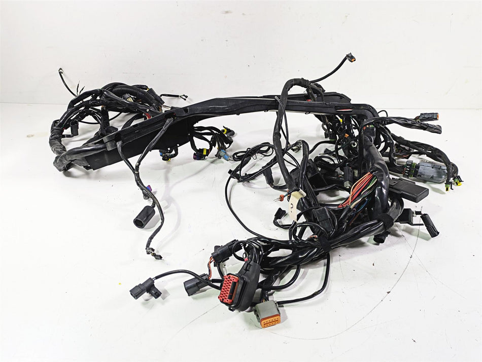 2007 Harley Touring FLHTCU SE CVO E-Glide Main Wiring Harness Loom 70992-07 {{ shop.shopifyCountryName }} - Mototech271