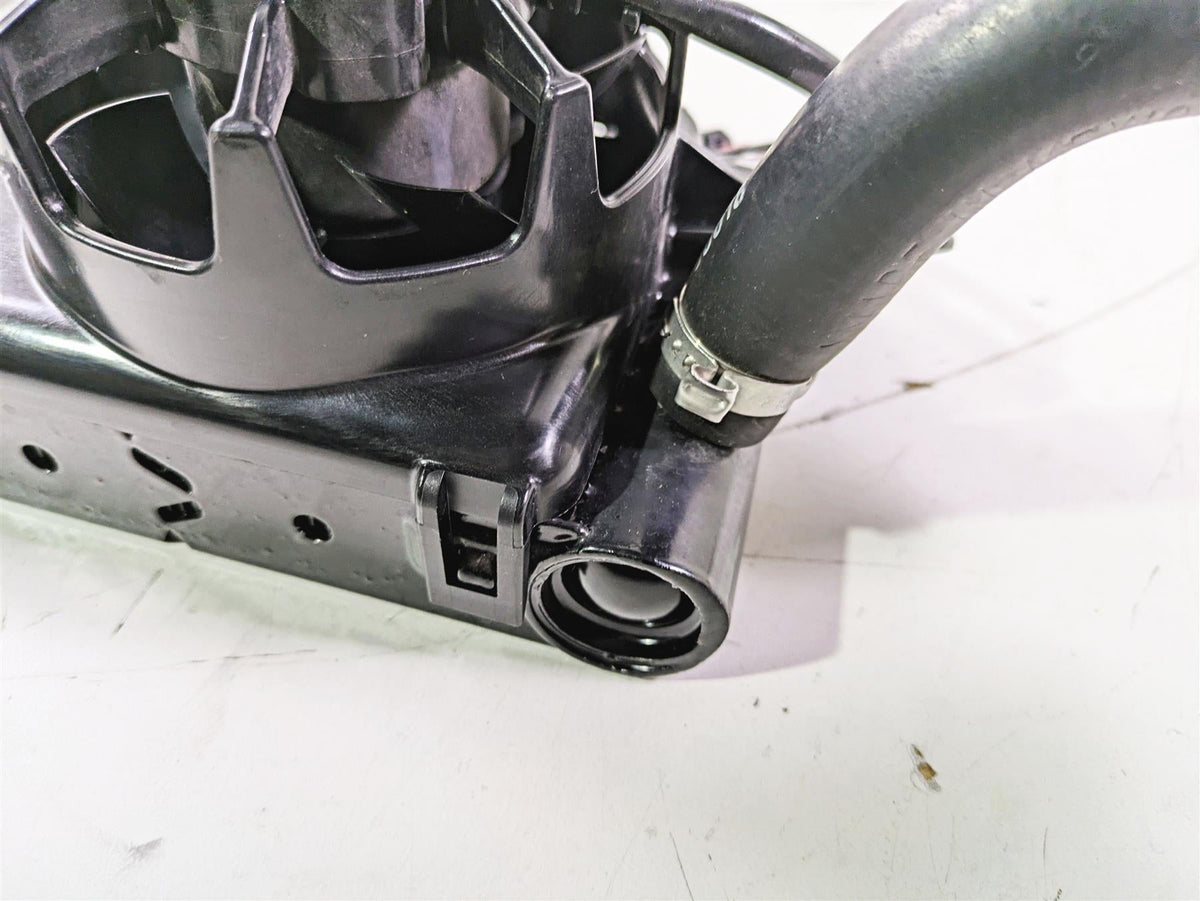 2015 Harley Touring FLHTKL E -Glide Low Right Radiator Fan Set 26800003F {{ shop.shopifyCountryName }} - Mototech271