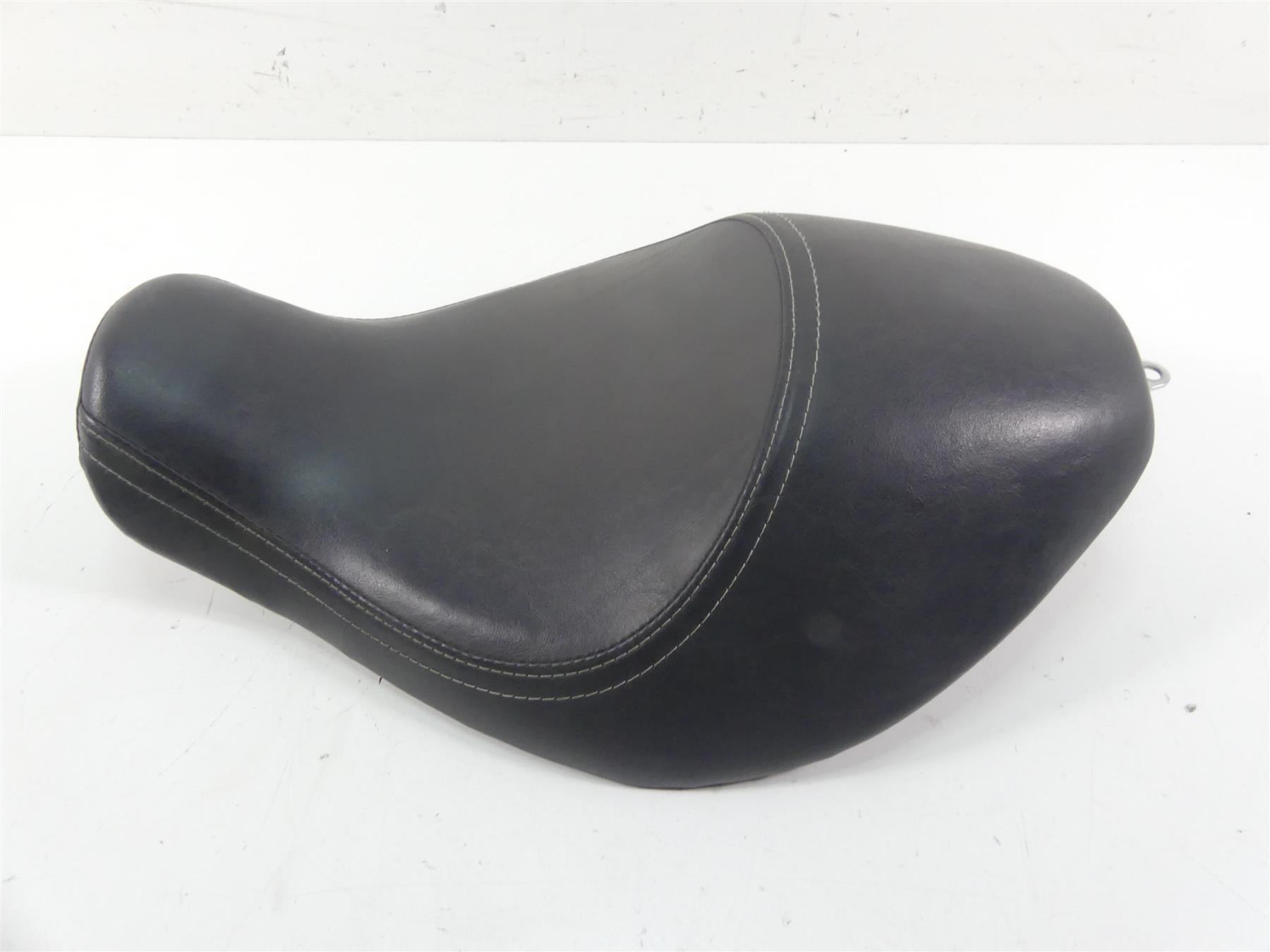2007 Harley Sportster XL1200 Nightster Solo Seat Saddle 51899-07 {{ shop.shopifyCountryName }} - Mototech271
