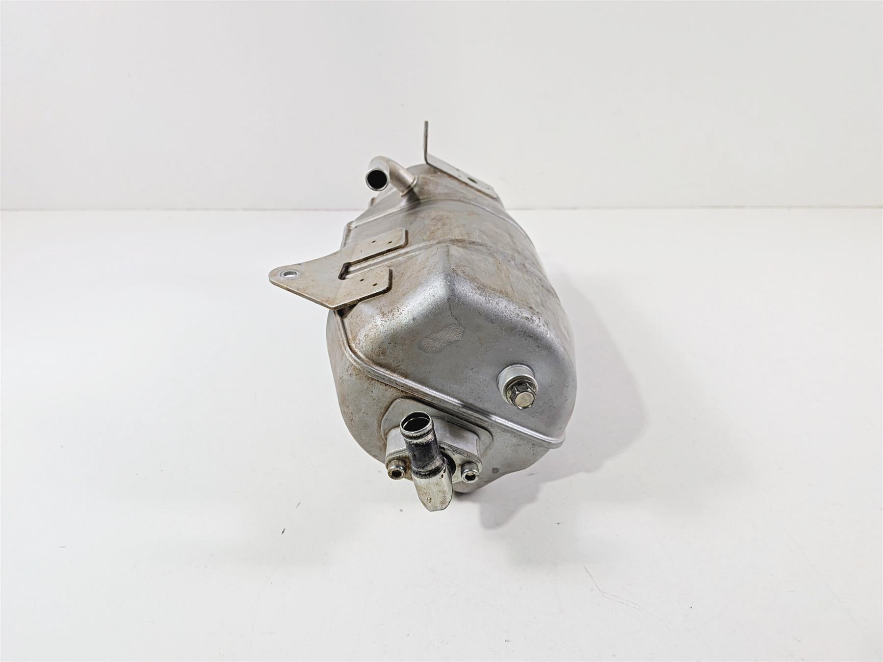 2021 Yamaha YXZ1000R EPS SS SE Oil Tank Reservoir 2HC-21751-01-00 2HC-21751-02 {{ shop.shopifyCountryName }} - Mototech271