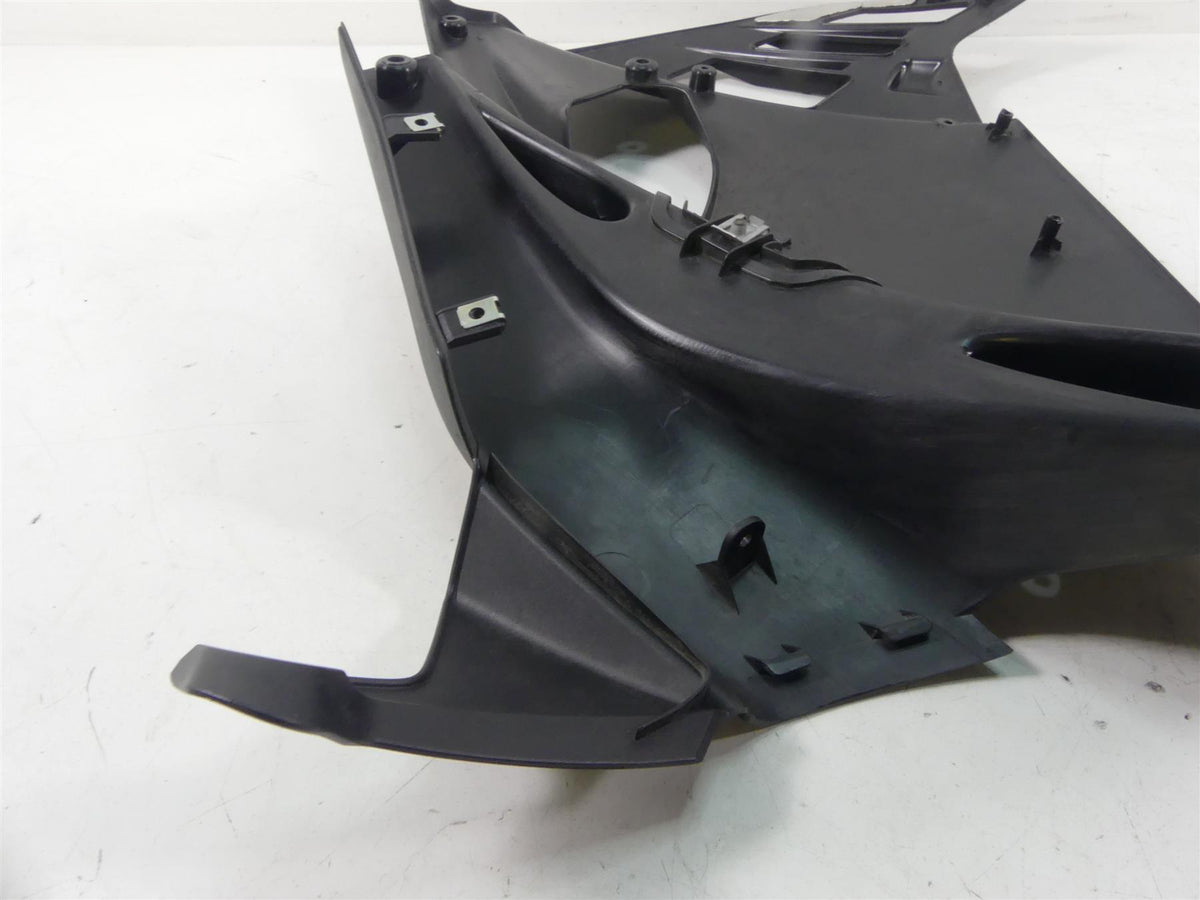2021 Aprilia RS 660 Right Side Black Fairing Cover Cowl Guard 2B006622 {{ shop.shopifyCountryName }} - Mototech271