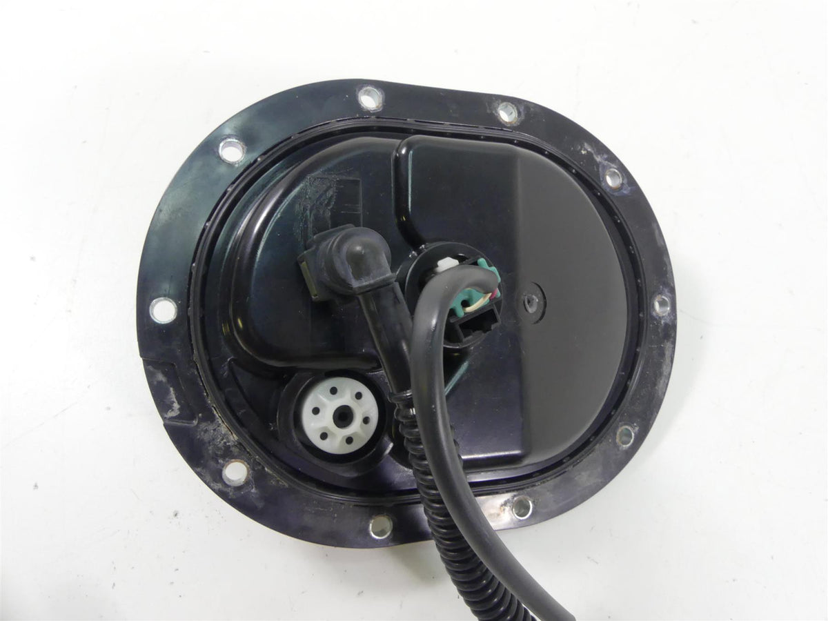 2016 Indian Chief Dark Horse Fuel Gas Petrol Pump + Level Sender -Tested 2521787 {{ shop.shopifyCountryName }} - Mototech271