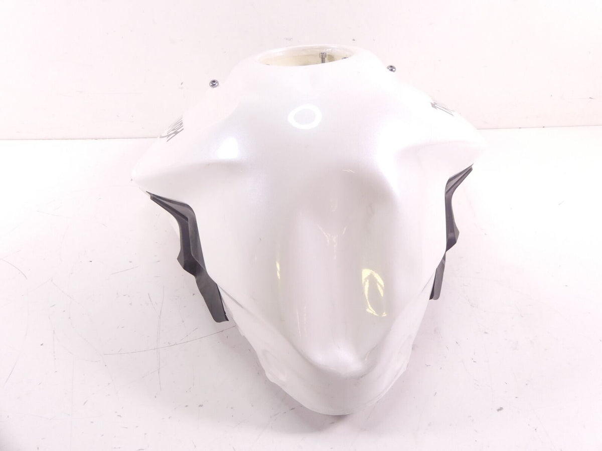 2014 Triumph Tiger 800 ABS Fuel Gas Petrol Tank Reservoir - Dent T2404311 {{ shop.shopifyCountryName }} - Mototech271
