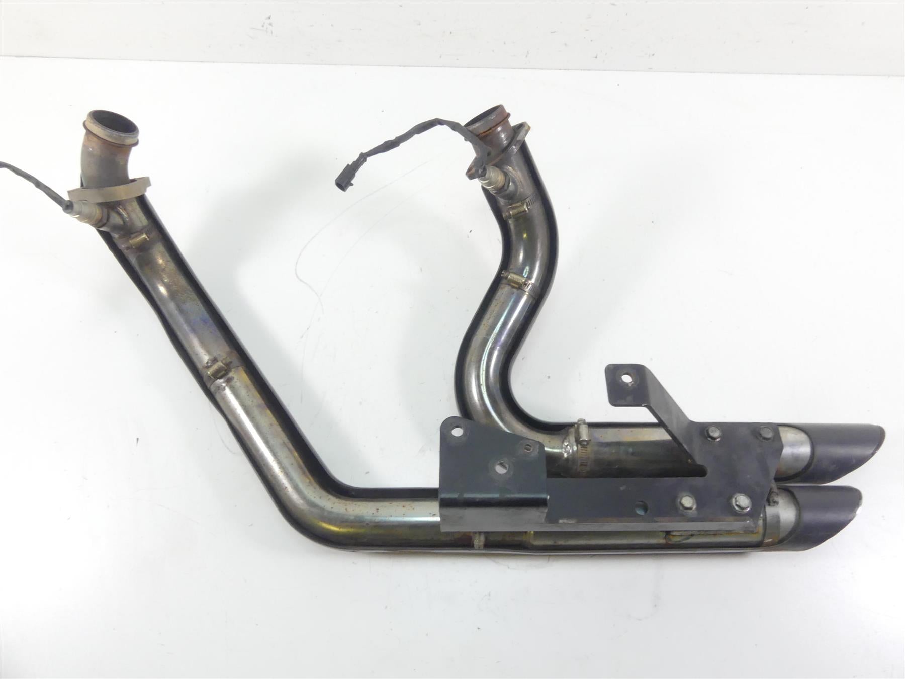 2007 Harley Sportster XL1200 Nightster Vance Hines Staggered Exhaust Pipes 47219 {{ shop.shopifyCountryName }} - Mototech271