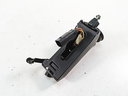 2020 Harley Softail FXBB Street Bob Horn + Media Usb Wiring Box 69201654 {{ shop.shopifyCountryName }} - Mototech271