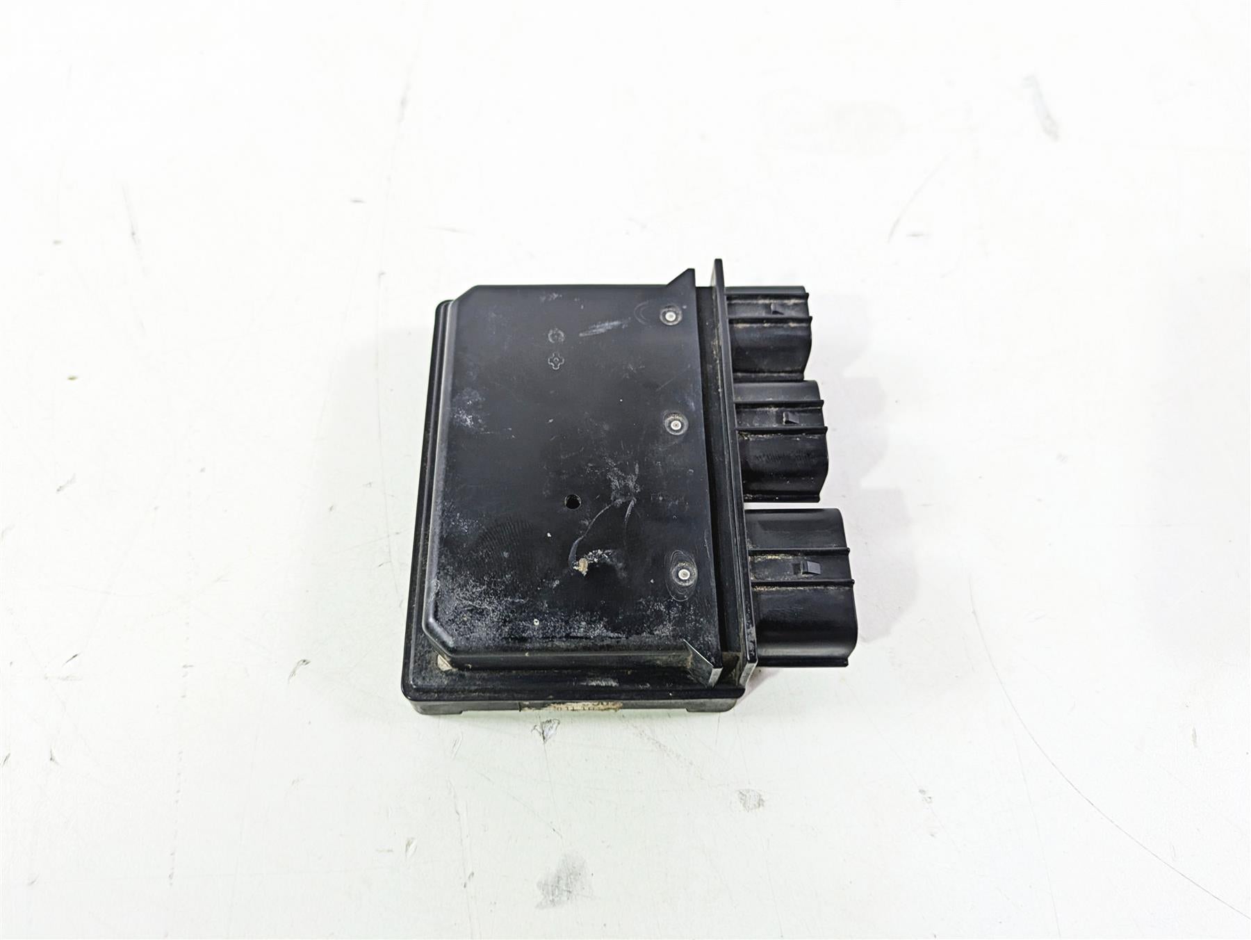 2011 Kawasaki EX650R Ninja Junction Relay Box 27002-0007 27002-0050 {{ shop.shopifyCountryName }} - Mototech271
