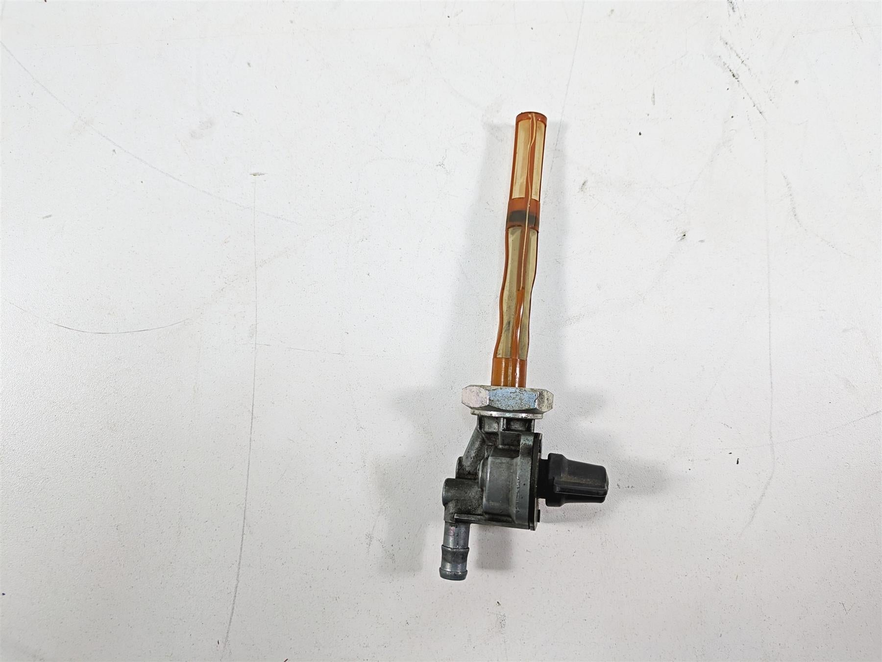2006 Honda VT1100 C2 Shadow Keihin Fuel Gas Petrol Valve Petcock 16950-MAH-023 {{ shop.shopifyCountryName }} - Mototech271