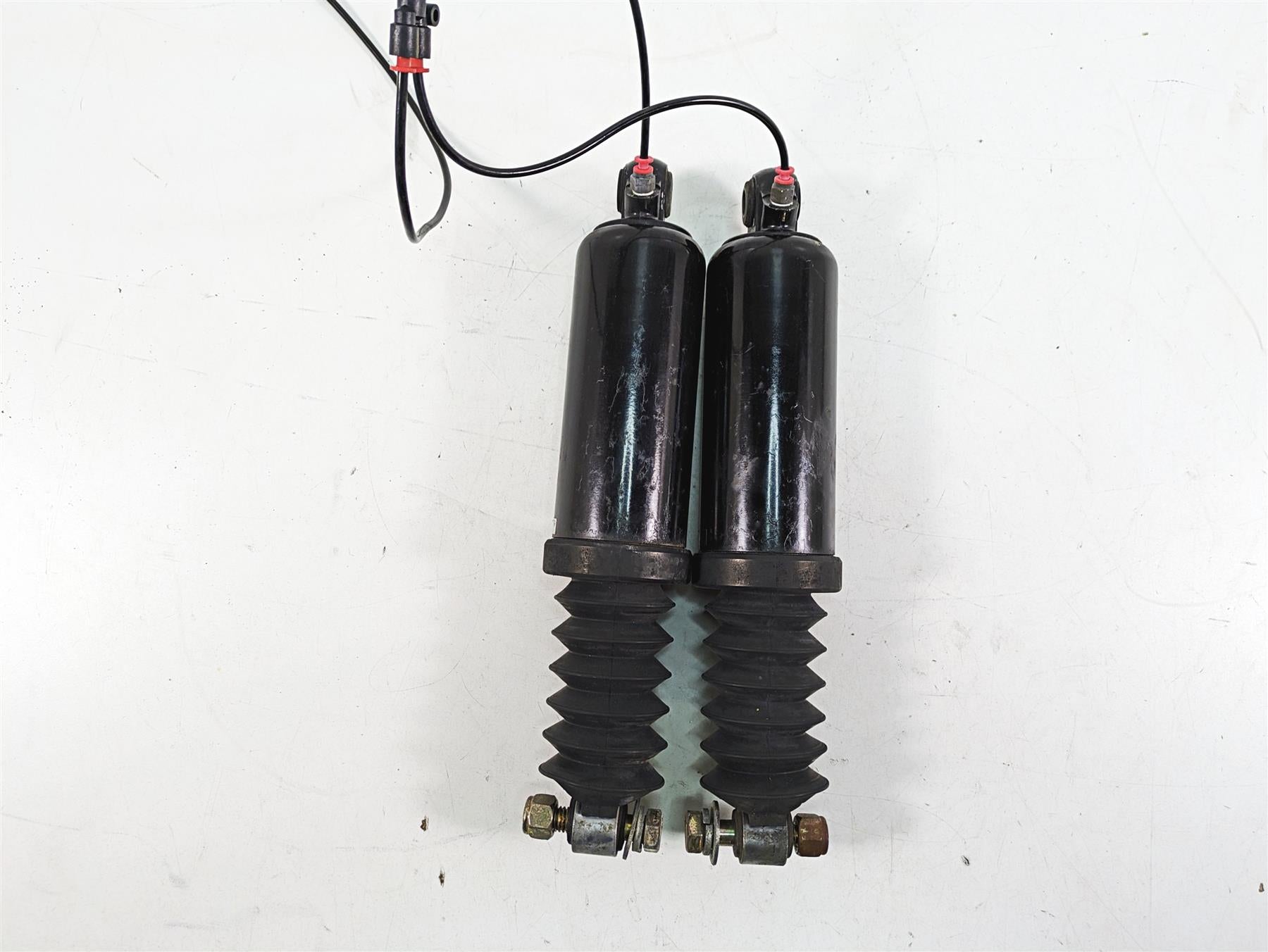 1999 Harley Touring FLHTC Electra Glide Rear 13" Shocks Dampers -Read 54565-97A {{ shop.shopifyCountryName }} - Mototech271