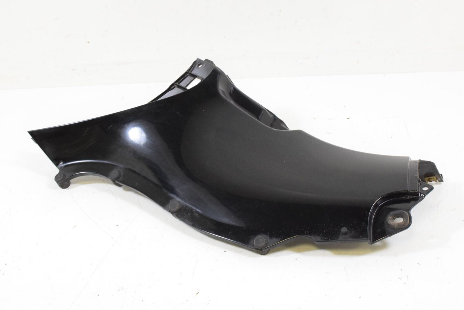 09 BMW K1200LT K1200 LT 89V3 Right Battery Cover Fairing 46637670498 {{ shop.shopifyCountryName }} - Mototech271