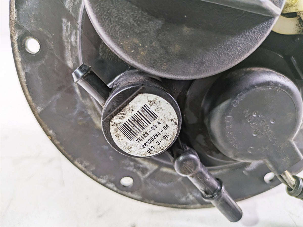 2013 Harley VRSCDX Night Rod Sp Fuel Gas Petrol Pump -Tested 75123-09A {{ shop.shopifyCountryName }} - Mototech271