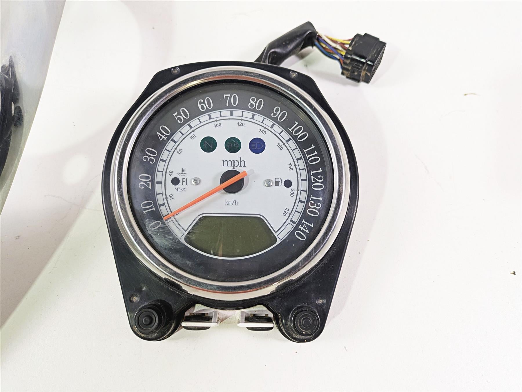 2008 Kawasaki VN1600 Vulcan Nomad Speedometer & Cover Set - 29k 28011-0003 {{ shop.shopifyCountryName }} - Mototech271