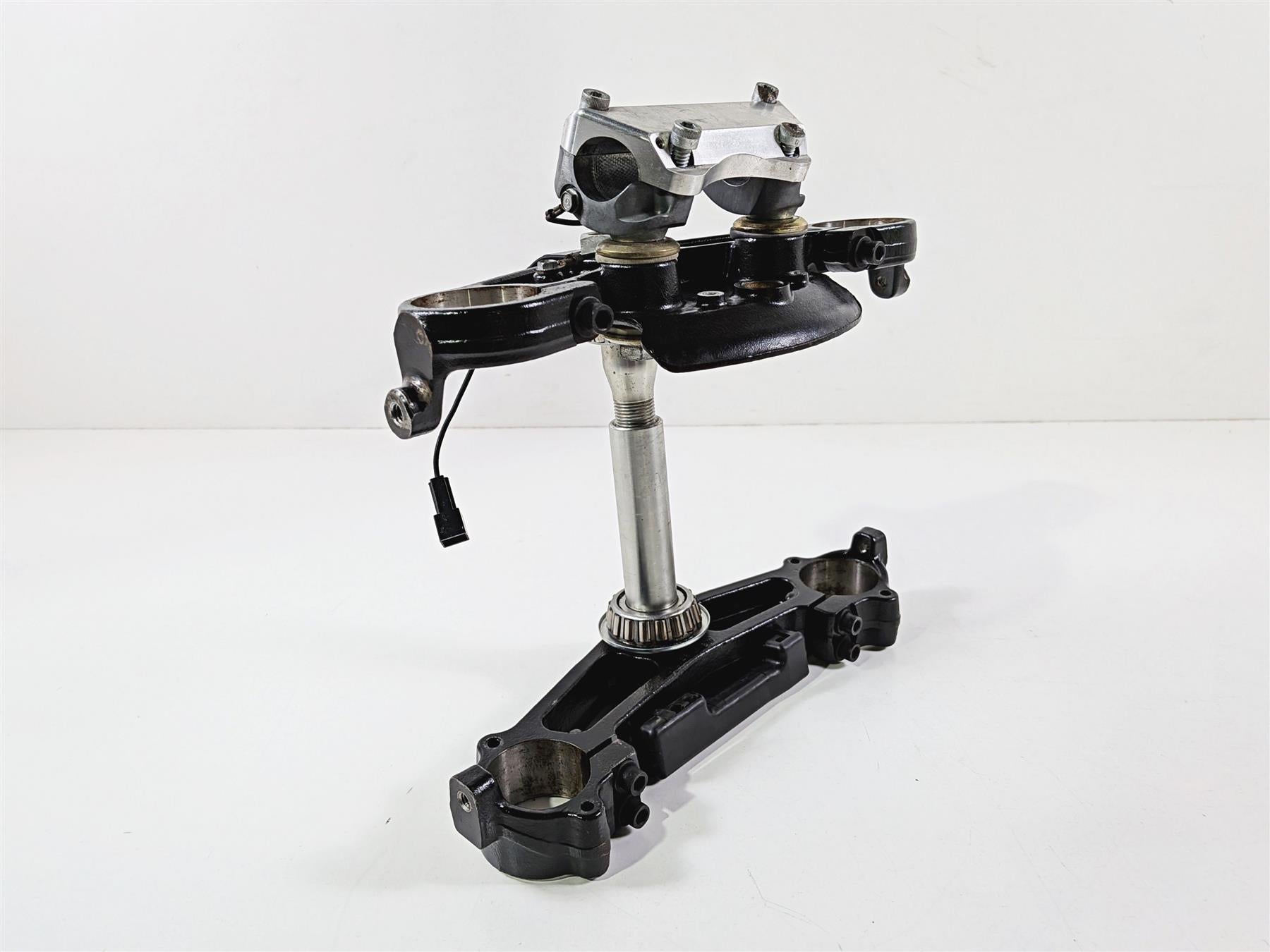2017 Harley Touring FLHXS Street Glide Lower Upper Triple Tree 49mm 45900091A 45900024 {{ shop.shopifyCountryName }} - Mototech271