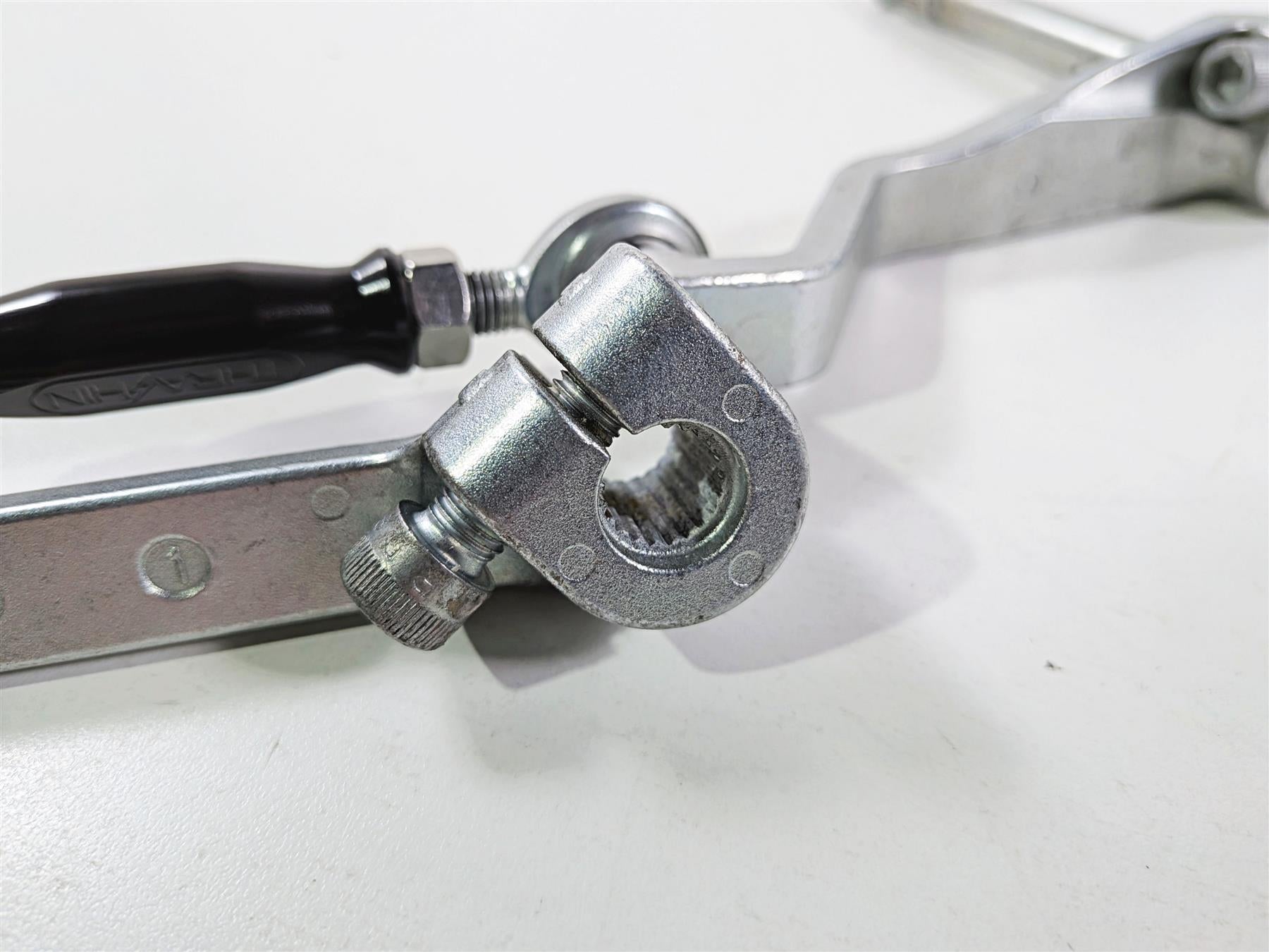 2024 Harley Softail FXLRST Low Rider Thrashin Shift Lever & Linkage TSC-2901-1 {{ shop.shopifyCountryName }} - Mototech271