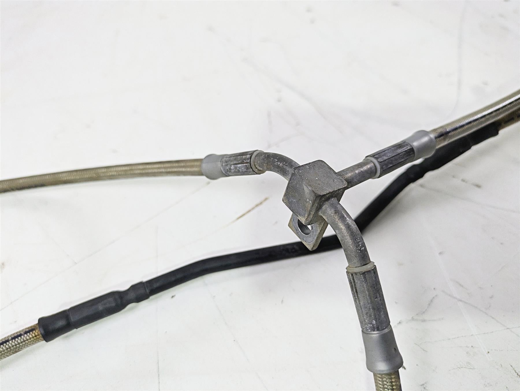 2015 BMW R1200GS Adv K51 Front Abs Brake Line Hose Set 34328526553 34328526552 {{ shop.shopifyCountryName }} - Mototech271