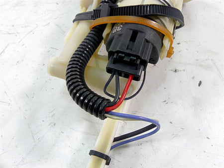 2013 Ducati Diavel Red Fuel Gas Petrol Pump -Tested 16024001C {{ shop.shopifyCountryName }} - Mototech271