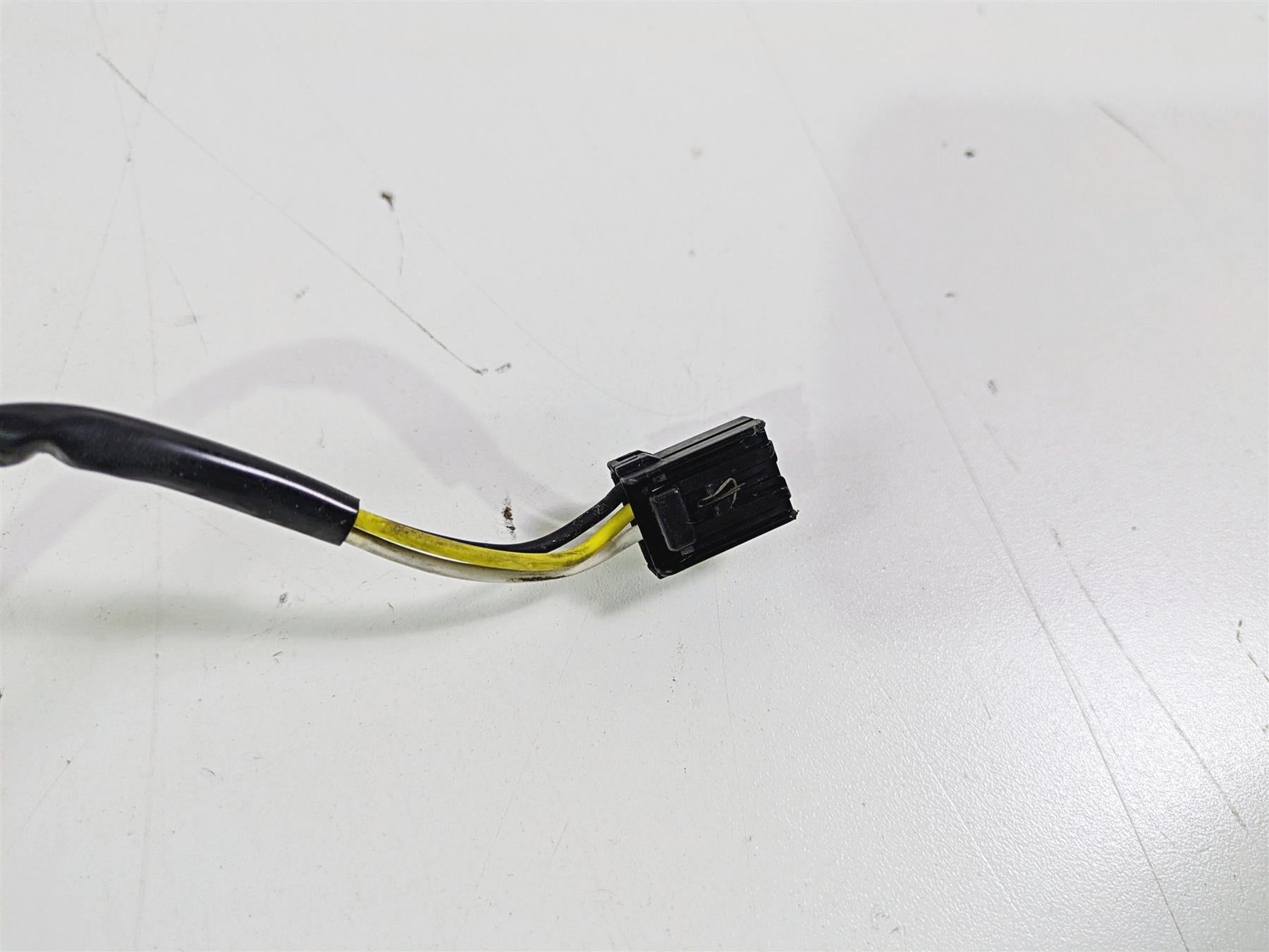2011 Harley FXDC Dyna Super Glide Headlight Head Light Lamp 69356-06A {{ shop.shopifyCountryName }} - Mototech271