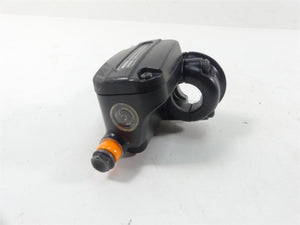 2014 Harley Touring FLHTK Electra Glide Front Brake Master Cylinder 44551-08