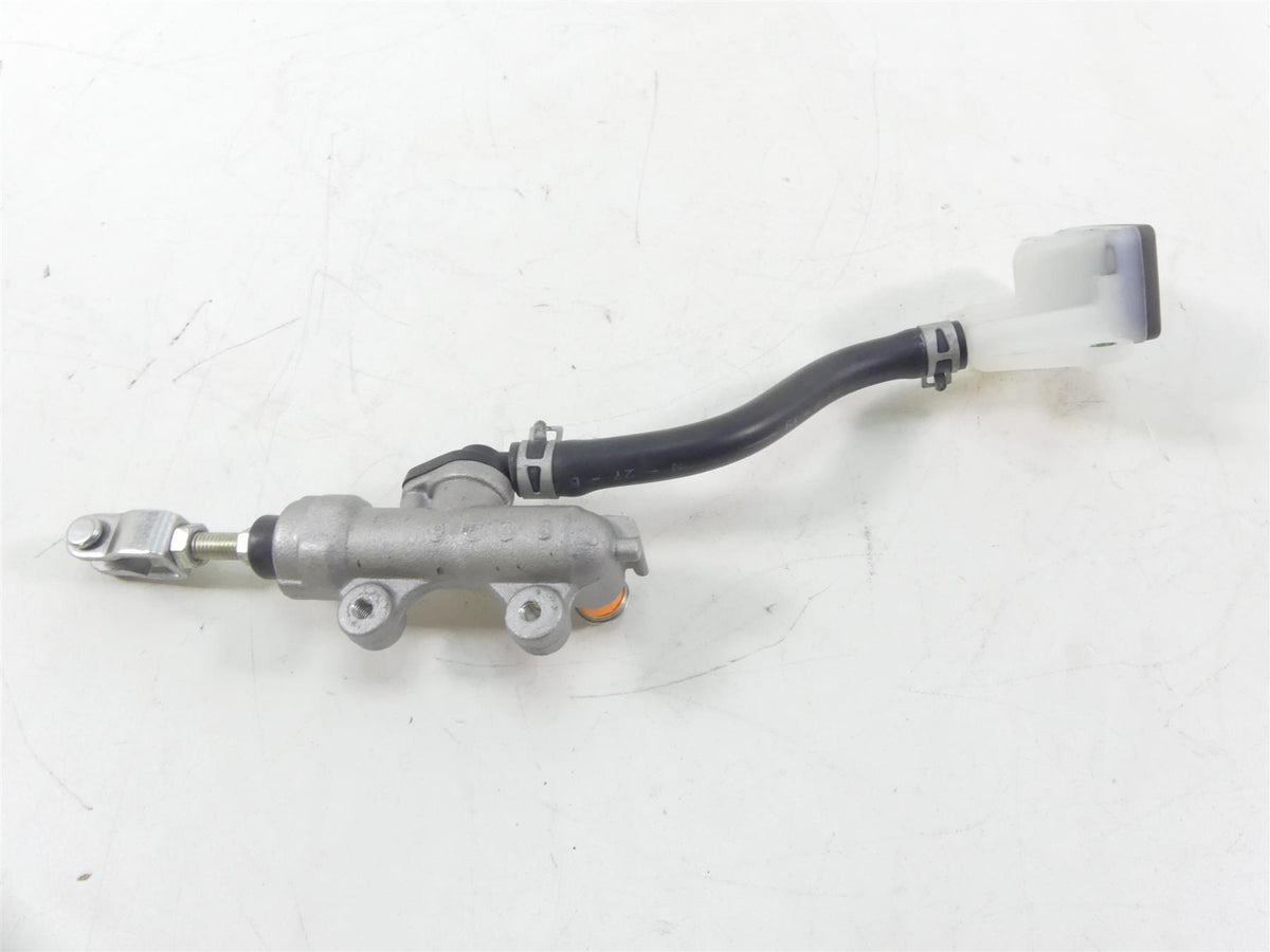 2020 Suzuki GSX1300 R Hayabusa Rear Brake Master Cylinder 1/2" 69600-15H00 {{ shop.shopifyCountryName }} - Mototech271