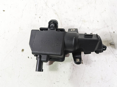 2022 BMW R1250 RT K052 Saddlebag Saddle Bag Lock Set 46547724037 {{ shop.shopifyCountryName }} - Mototech271