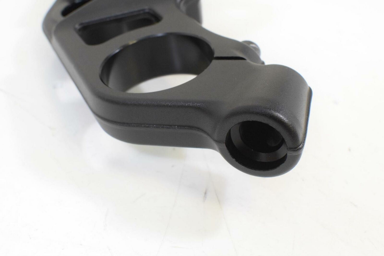 2018 KTM RC390 RC 390 Duke Upper Triple Tree Steering Clamp 90501034135 {{ shop.shopifyCountryName }} - Mototech271