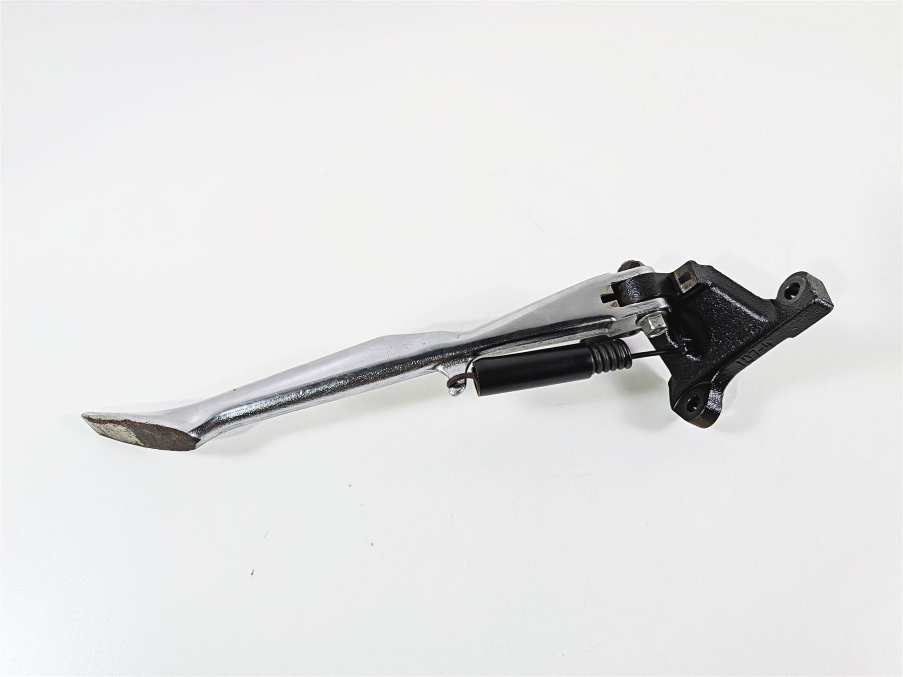 2012 Yamaha XV1900 Raider S Side Kickstand Kick Stand & Mount 1D7-27311-00-00 {{ shop.shopifyCountryName }} - Mototech271