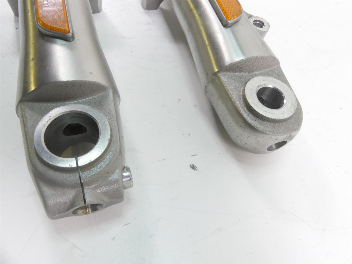 2015 Harley FLD Dyna Switchback Straight Front Fork Lower Tubes Set 45400024 {{ shop.shopifyCountryName }} - Mototech271