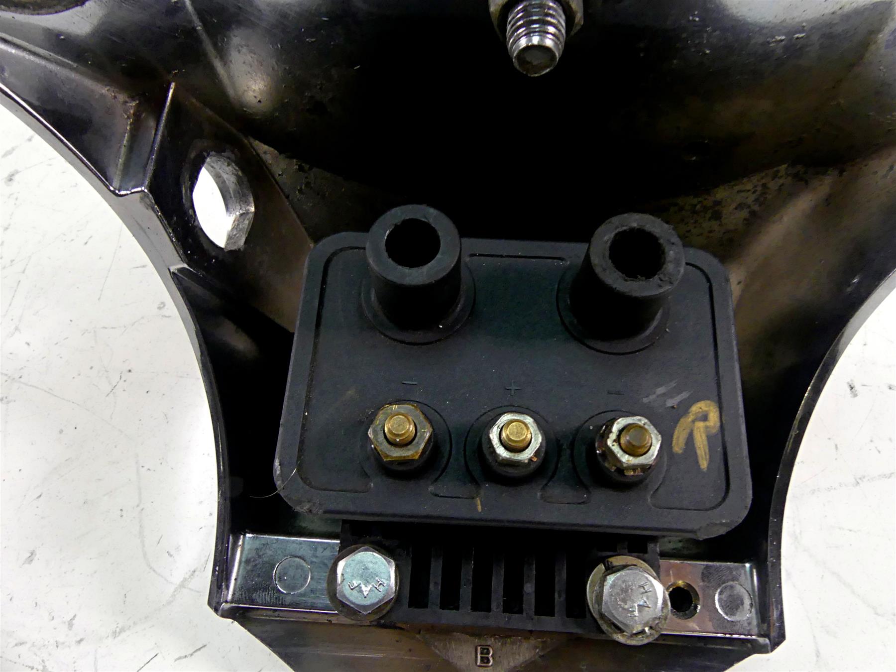 2009 Big Dog K9 117 Ignition Coil And Cover Fairing And Mount 170-000032-01 {{ shop.shopifyCountryName }} - Mototech271