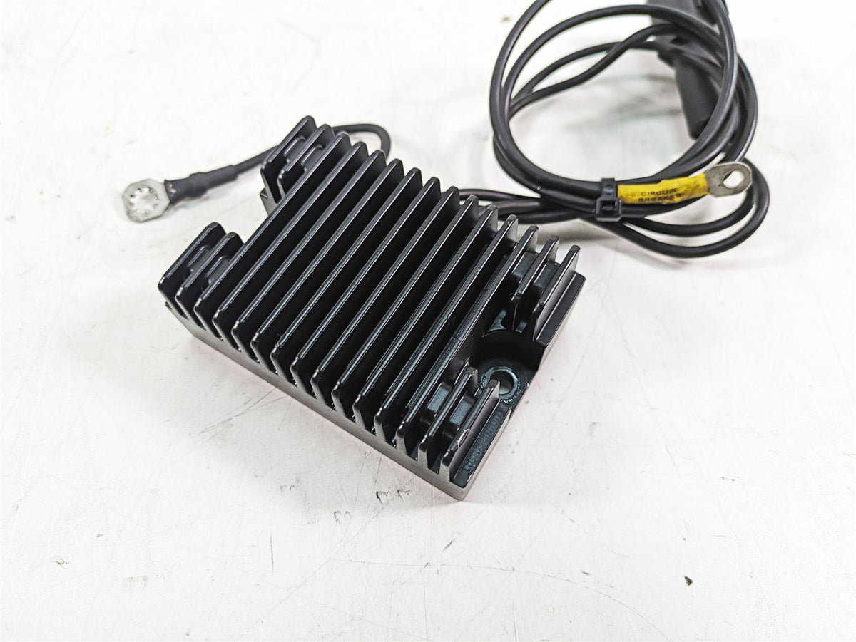 2000 Harley FXSTS Softail Springer Rectifier Voltage Regulator 74512-00 {{ shop.shopifyCountryName }} - Mototech271