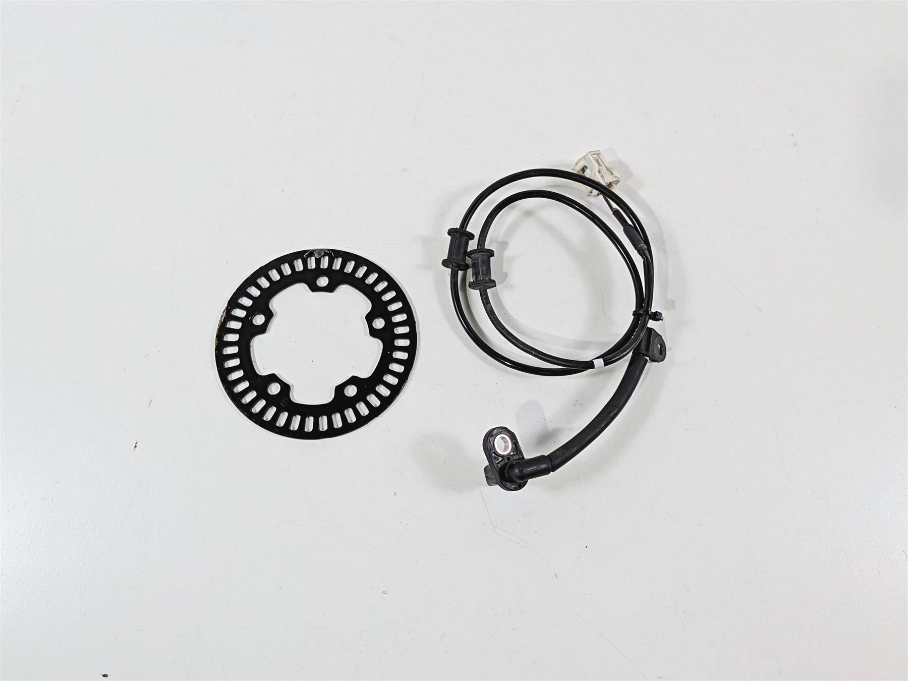 2024 Yamaha YZF R1 RN65 Front Abs Brake Wheel Speed Sensor 2CR-85970-01-00 {{ shop.shopifyCountryName }} - Mototech271