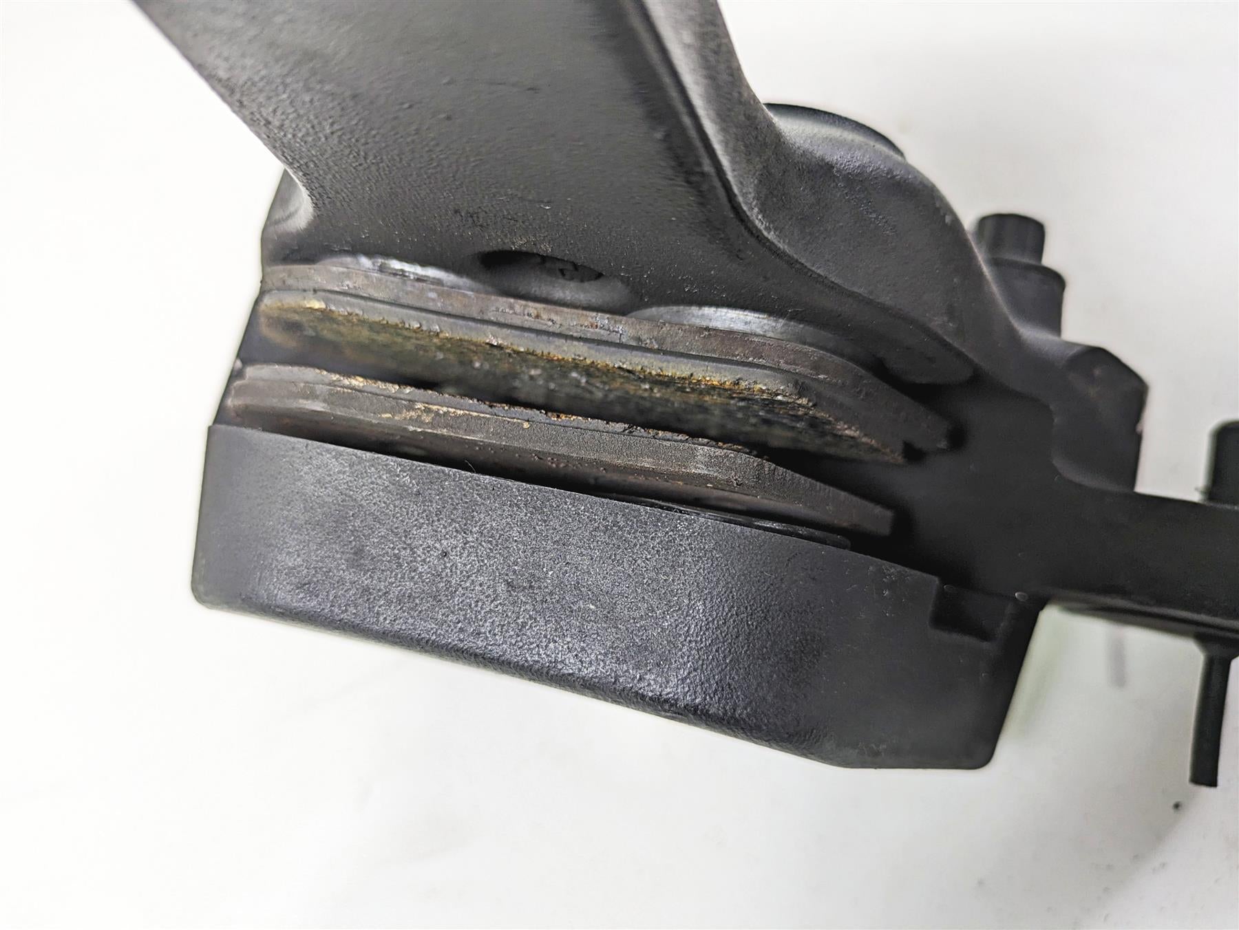 2003 Harley FLSTC Softail Heritage 100th Rear Brake Caliper 44016-00A {{ shop.shopifyCountryName }} - Mototech271