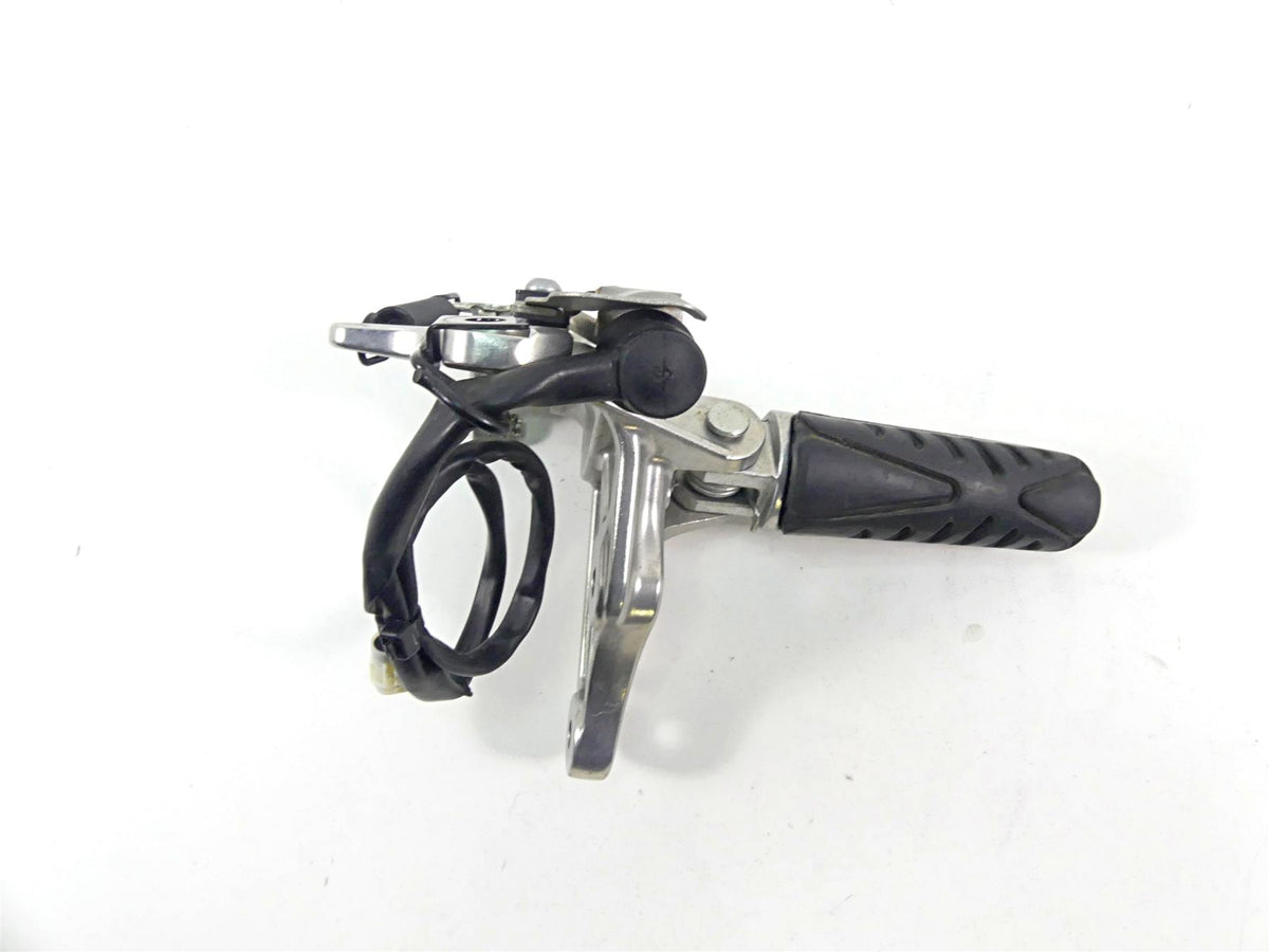 2012 Yamaha VMX17 VMAX 1700 Right Footpeg Foot Peg Res 2S3-27443-00-00 {{ shop.shopifyCountryName }} - Mototech271