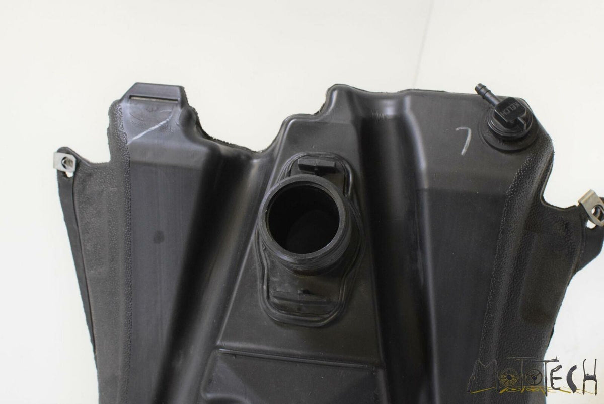 2013 Ski-Doo Summit SP 800R ETEC Fuel Gas Petrol Tank Reservoir 513033667 {{ shop.shopifyCountryName }} - Mototech271