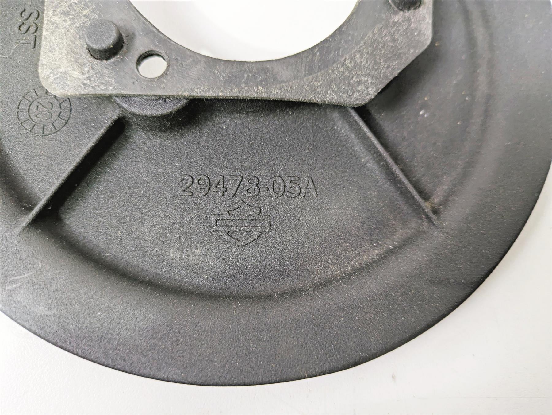2015 Harley FXDF Dyna Fat Bob Air Cleaner Breather Back Plate Mount 29478-05A {{ shop.shopifyCountryName }} - Mototech271