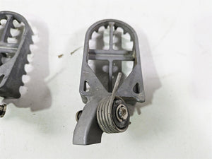 2009 BMW R1200GS K255 Adv Front Footpeg Foot Peg Set 46717694557 46717694558 | Mototech271