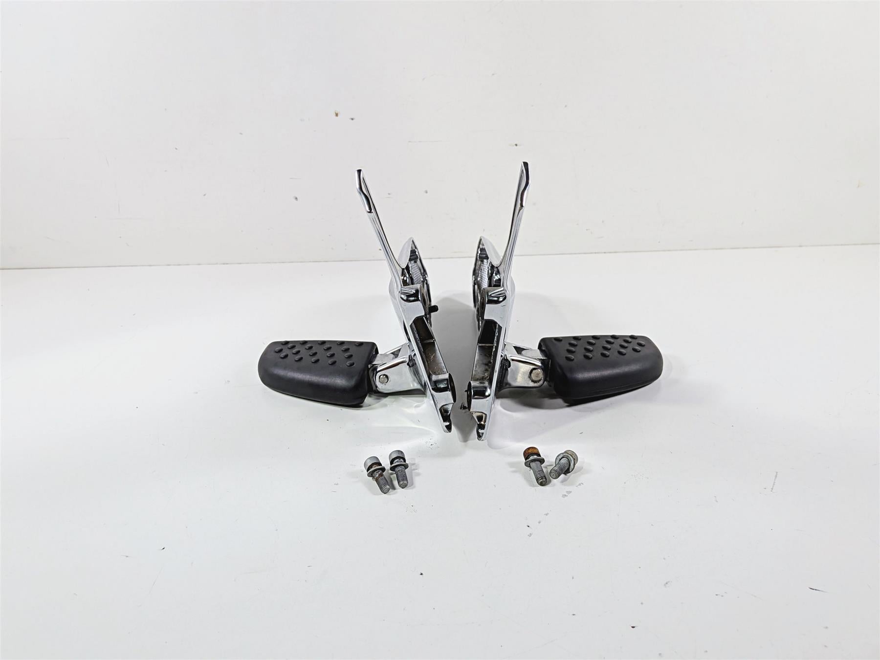2002 BMW K1200LT 89V3 Rear Chrome Passenger Footpeg Foot Rest 2332328 2332327 {{ shop.shopifyCountryName }} - Mototech271
