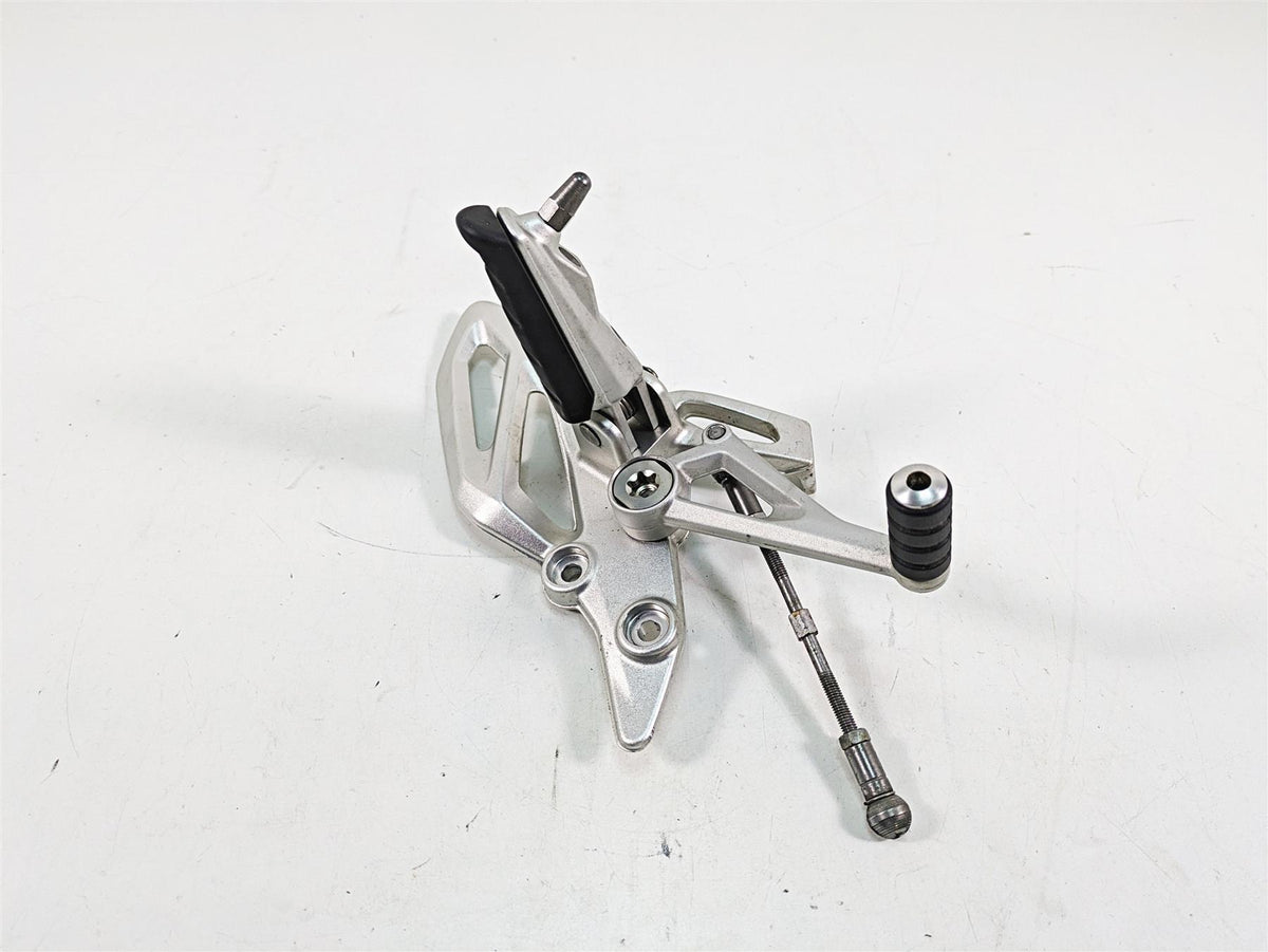 2016 BMW R1200R K53 Left Rider Footpeg & Shifter Shift Lever Set 46718540796 {{ shop.shopifyCountryName }} - Mototech271