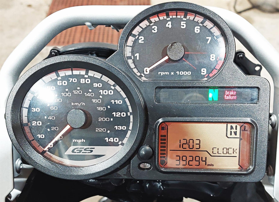 2007 BMW R1200GS K255 Adv Speedometer Gauge Instrument - 39k 62117700751 {{ shop.shopifyCountryName }} - Mototech271