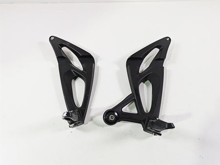2014 BMW K1300S K40 Passenger Footpeg Foot Peg Set 46717715783 46717715784 {{ shop.shopifyCountryName }} - Mototech271