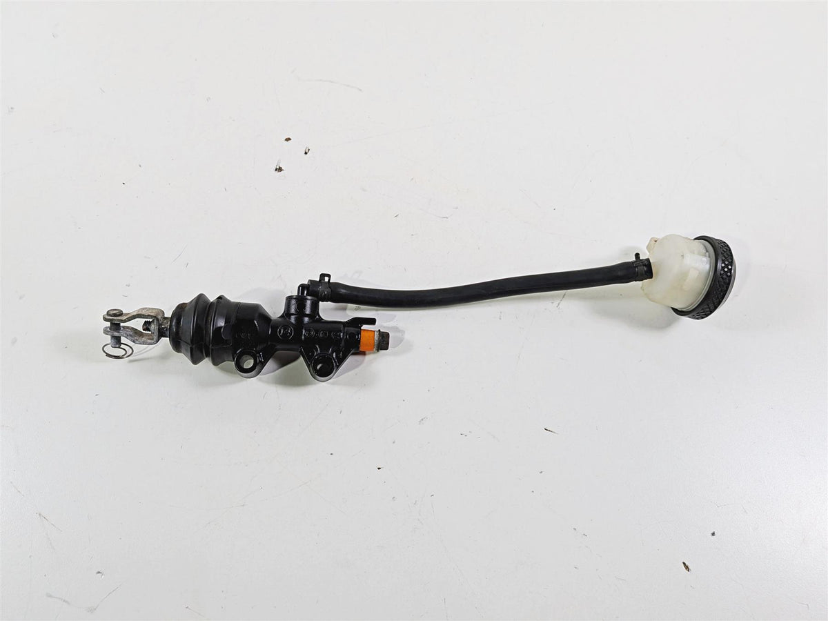 2006 Harley Sportster XL883 Low Rear Brake Master Cylinder 42521-04 {{ shop.shopifyCountryName }} - Mototech271