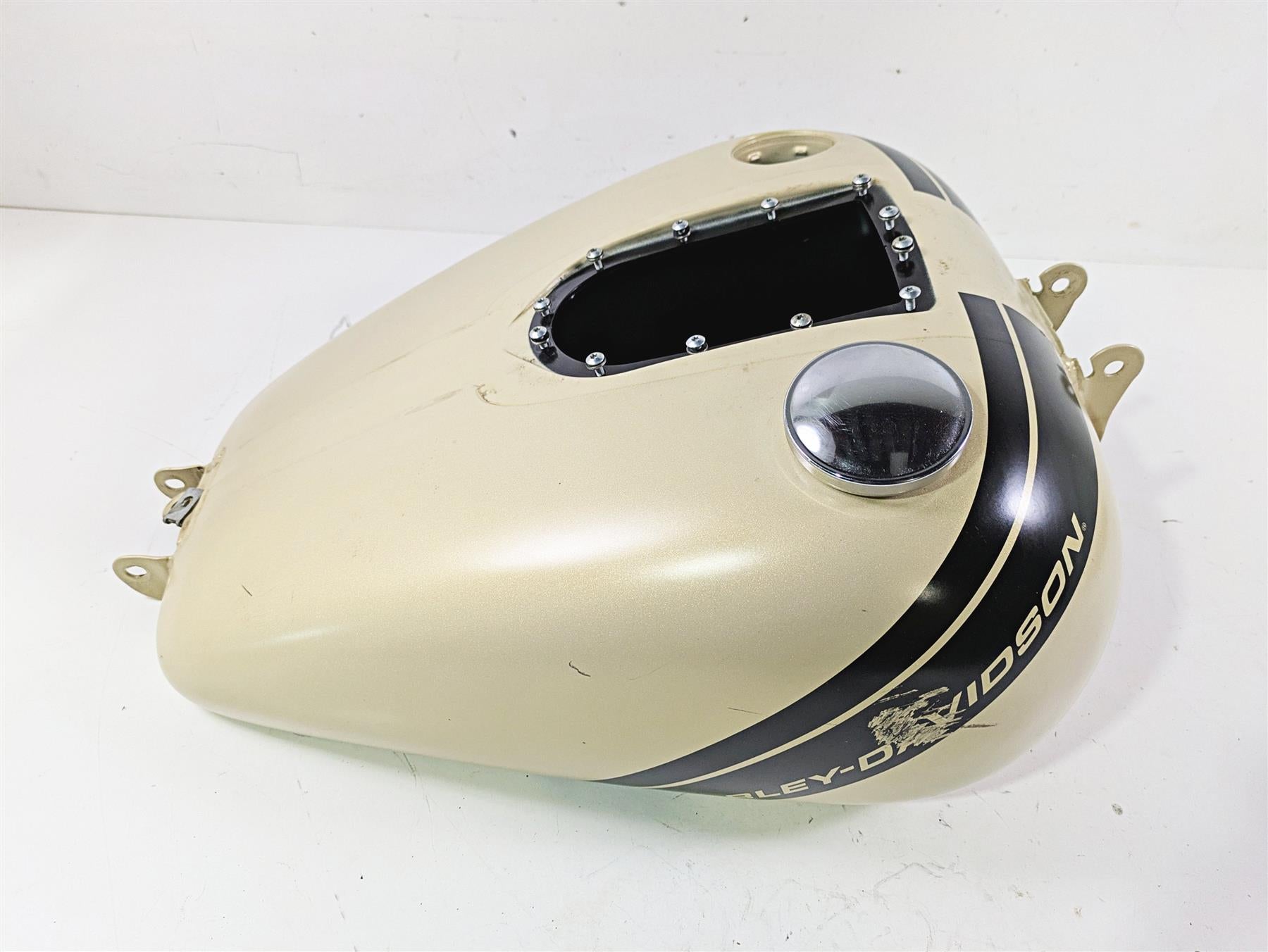 2015 Harley FXDF Dyna Fat Bob Fuel Gas Petrol Tank - Sand Cammo Denim 61000705 {{ shop.shopifyCountryName }} - Mototech271
