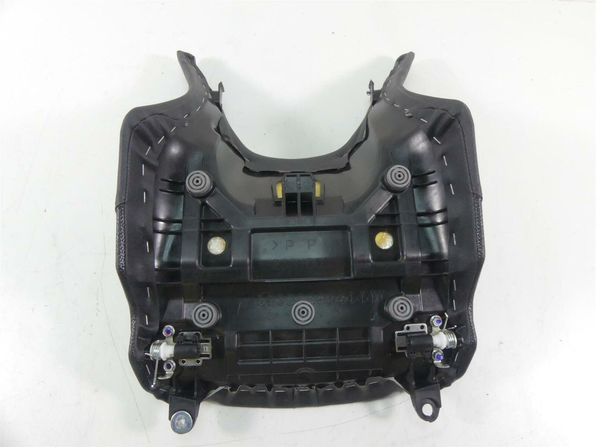 2020 Yamaha VMX17 1700 Front Drive Rider Saddle Seat - Read 2S3-24710-10-00 {{ shop.shopifyCountryName }} - Mototech271