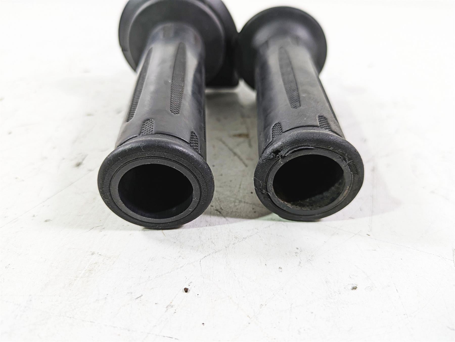 2017 BMW S1000R K47 Heated Hand E-Throttle Cruise Control Grip Set 61318534424 {{ shop.shopifyCountryName }} - Mototech271