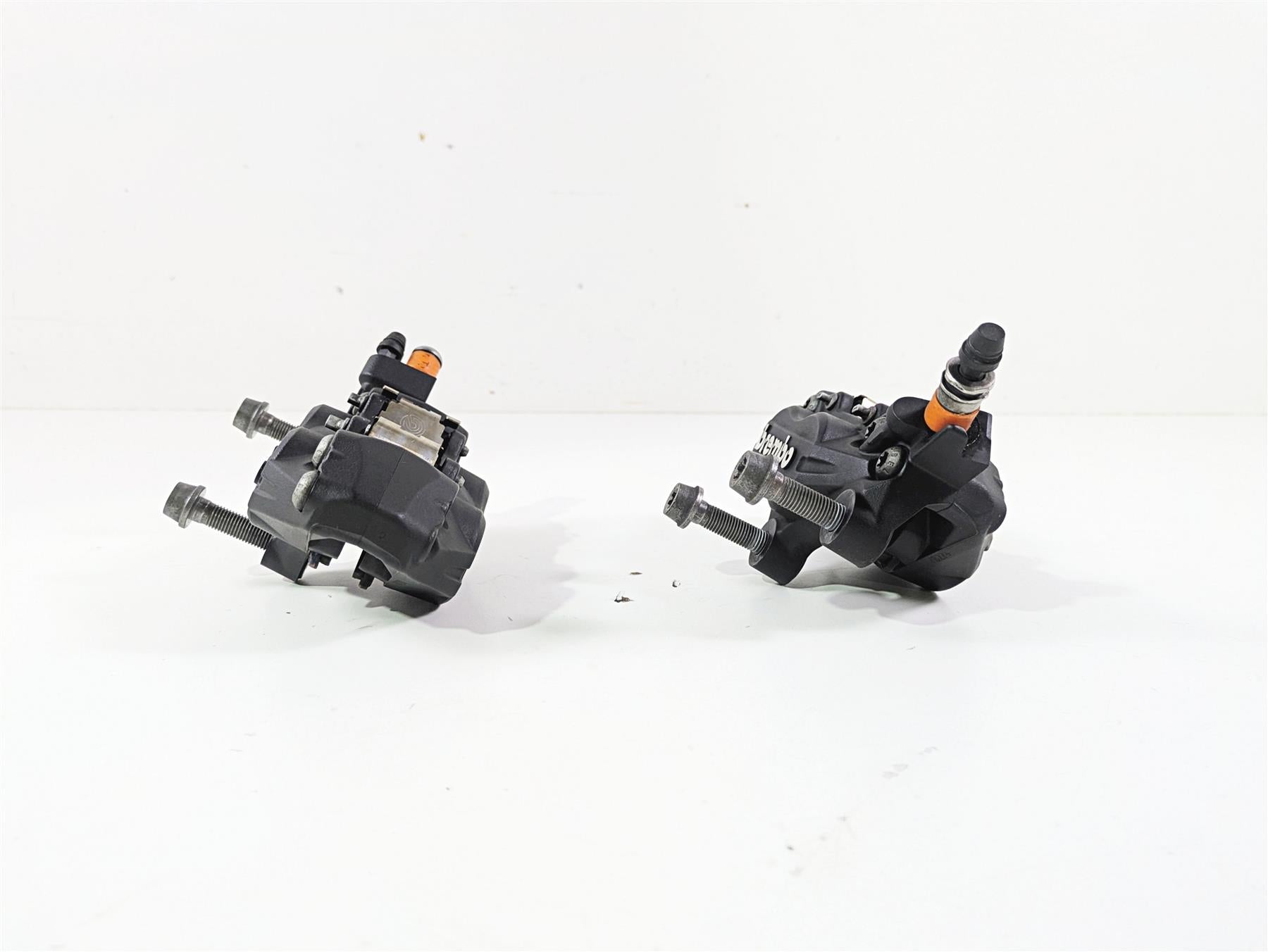 2018 BMW R nineT Urban GS K33 Front Brembo Brake Caliper Set 34117716717 {{ shop.shopifyCountryName }} - Mototech271