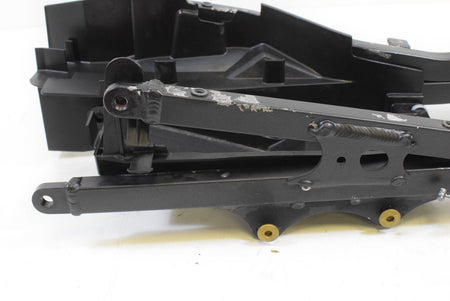 2006 Kawasaki ZX6R ZX636 Ninja Straight Subframe Inner Fender 32160-0085 {{ shop.shopifyCountryName }} - Mototech271