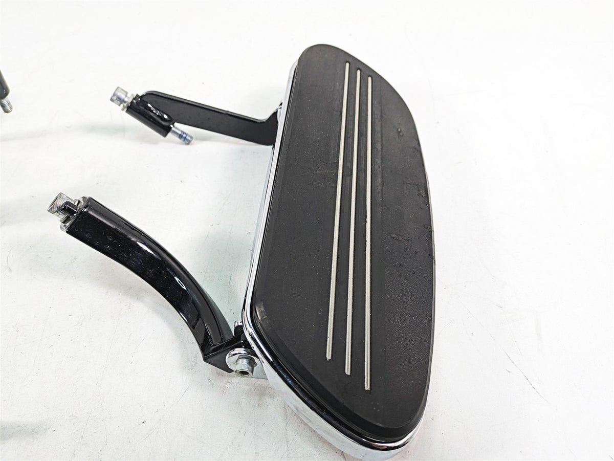 2020 Harley Touring FLHX Street Glide Front Rear Floorboard Footpeg Set 50684-11 {{ shop.shopifyCountryName }} - Mototech271