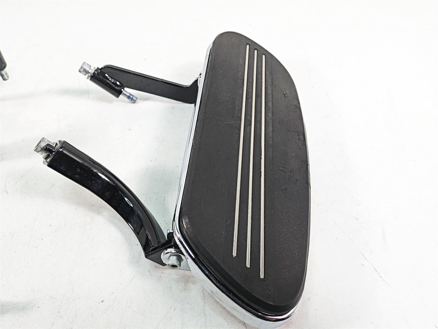 2020 Harley Touring FLHX Street Glide Front Rear Floorboard Footpeg Set 50684-11 {{ shop.shopifyCountryName }} - Mototech271