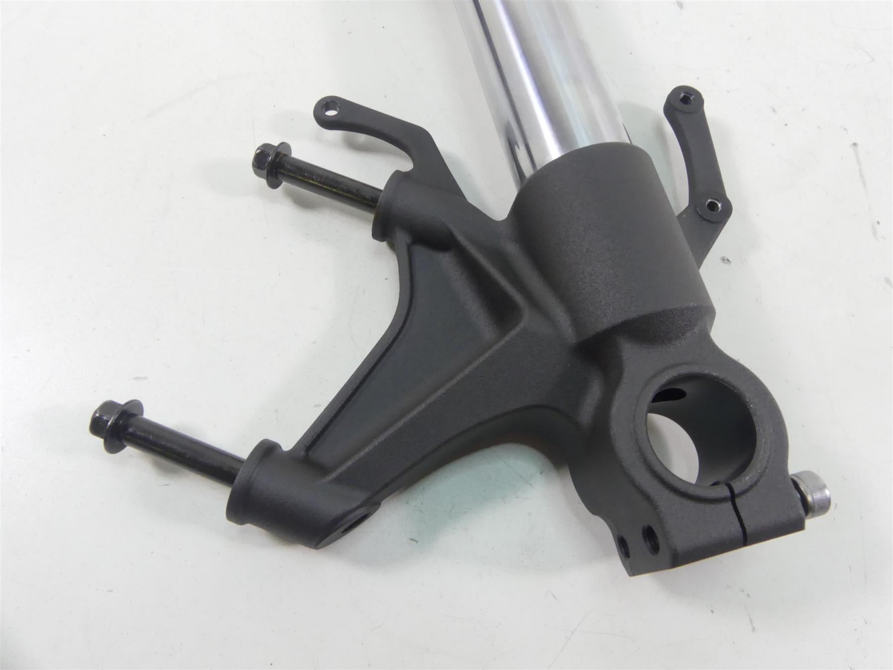 YAMAHA YZF-R1 純正　KYB フロントフォーク 2016 Yamaha YZF-R1 S RN32 Straight 43mm Kyb Front Fork 2CR-23102