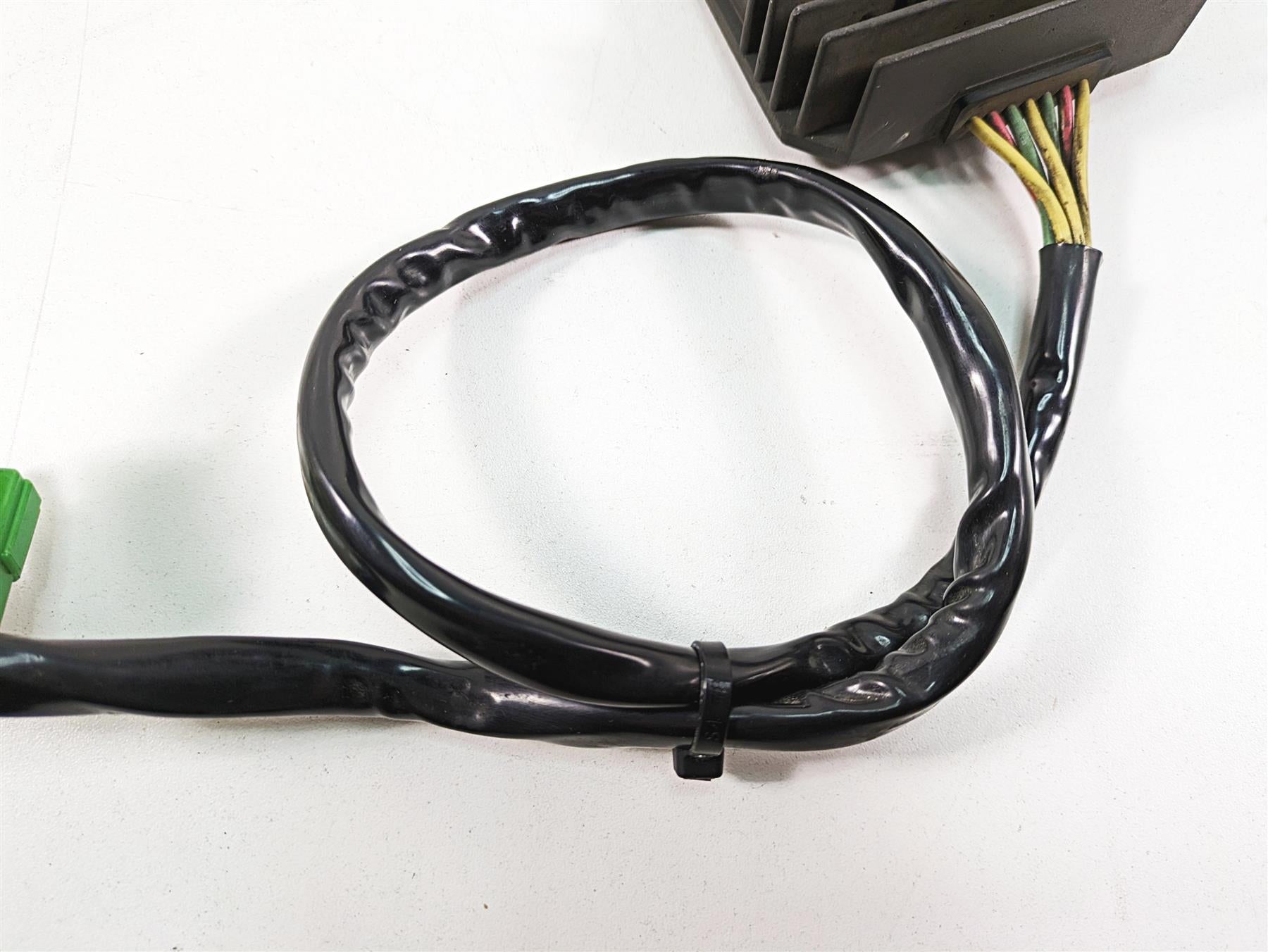 2006 Honda VT1100 C2 Shadow Rectifier Voltage Regulator 31600-MCK-A51 SH541KC {{ shop.shopifyCountryName }} - Mototech271